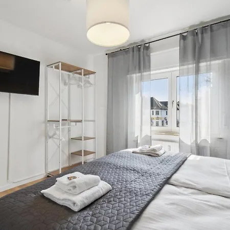 Apartment Amalfi A11 - 6 Betten - 3 - Mit Grosser Terrasse Dreieich